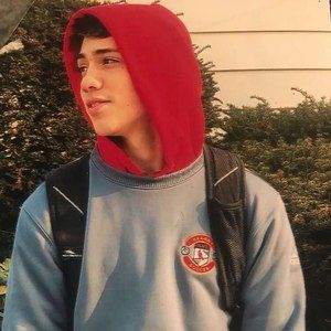 Meet your Posher, Juan felipe